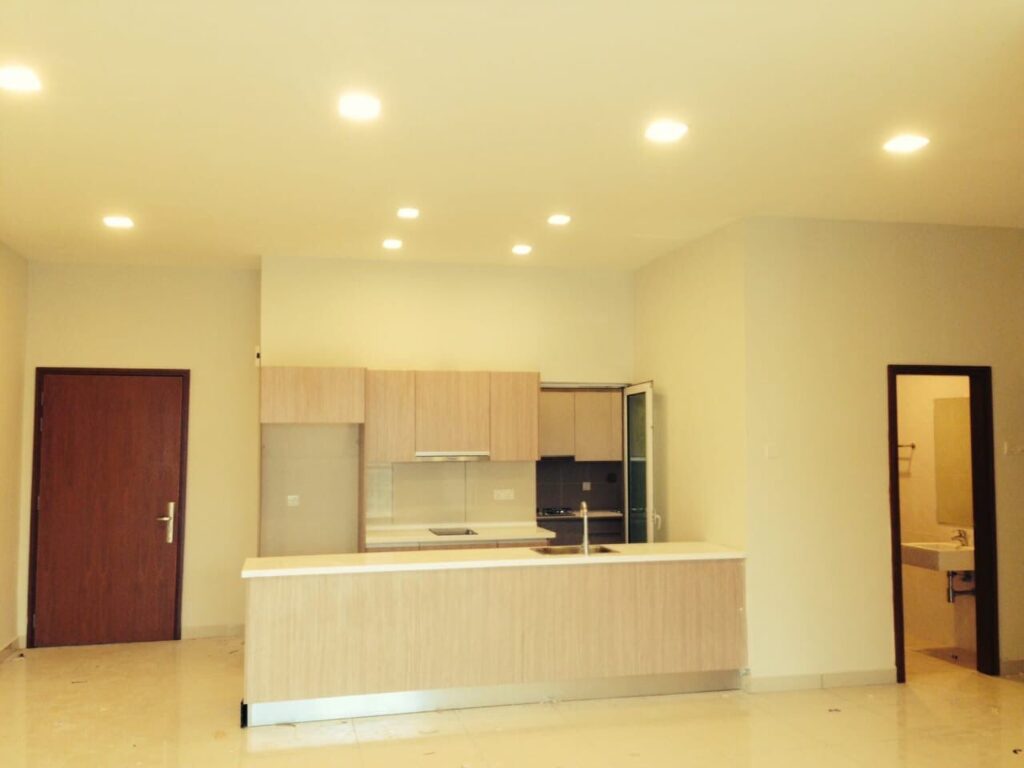 Spacious. Well kept. High Floor, Great View with 2 Premium Carparks